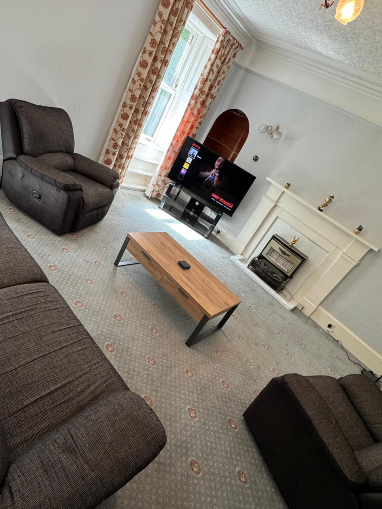 4 Bed Harbour House Apartment Wick  Exterior photo